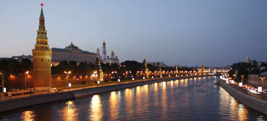 Moscow_river_night_garrett