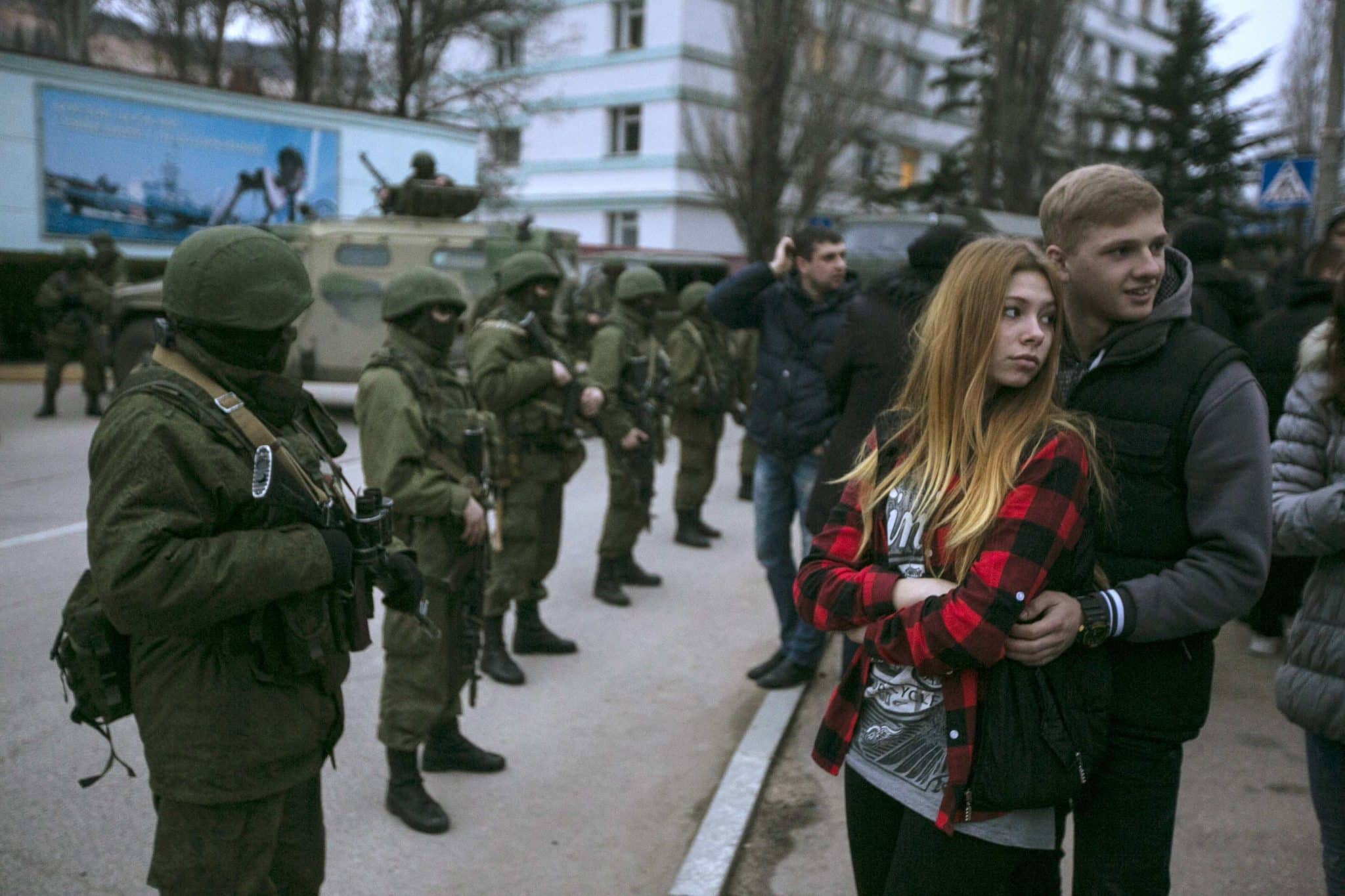 Crimea Crisis Reader: Thinking Critically About The Crisis