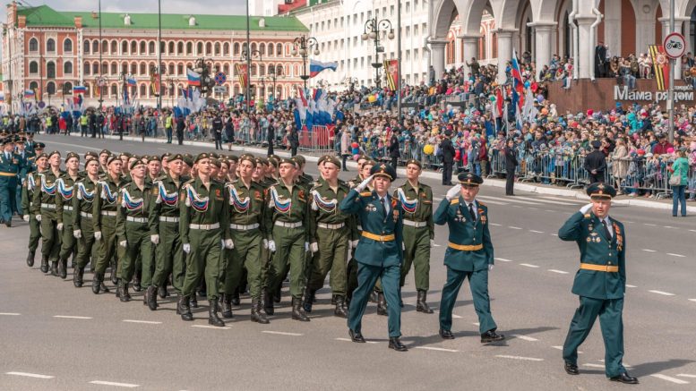 Russian Army Paratroopers and officers parade